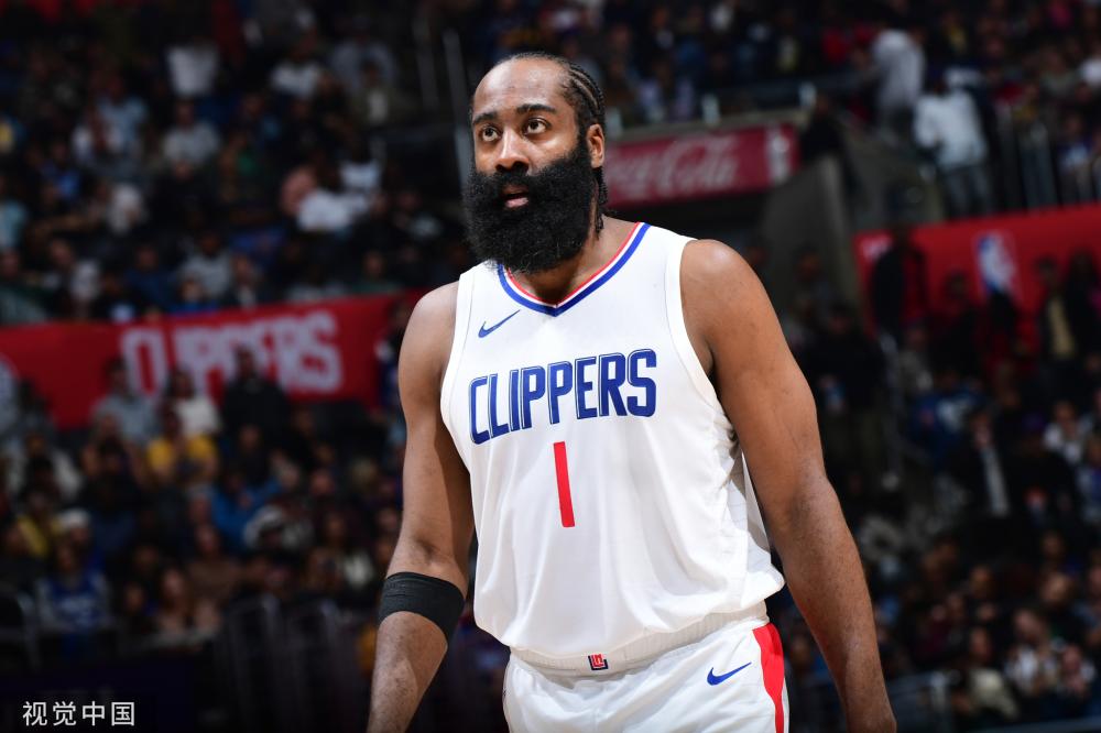 年纪轻轻就 年纪轻轻就