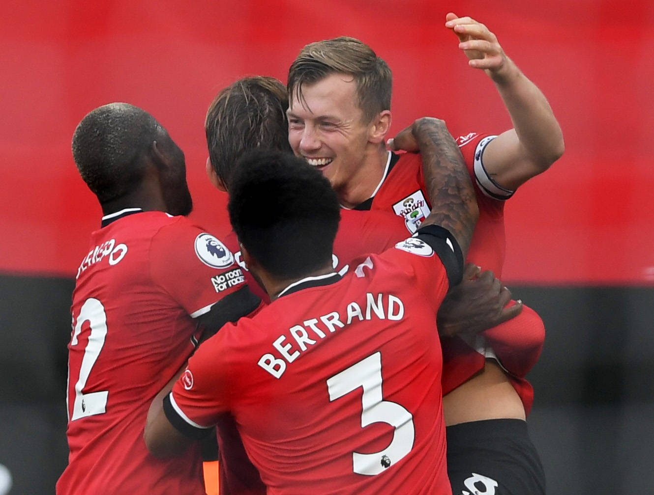 暗箱操作 暗箱操作