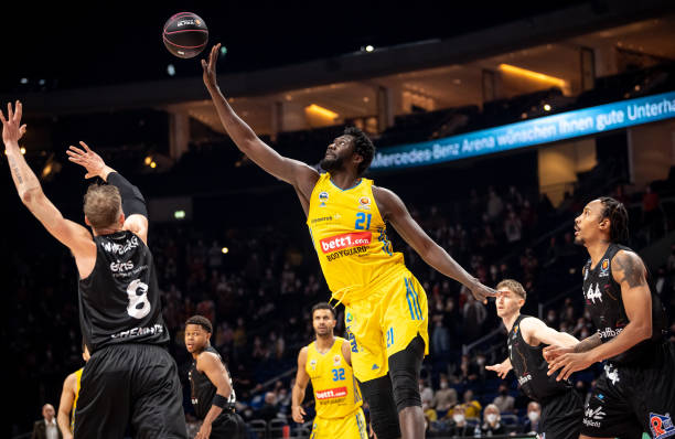 更是防守和 更是防守和